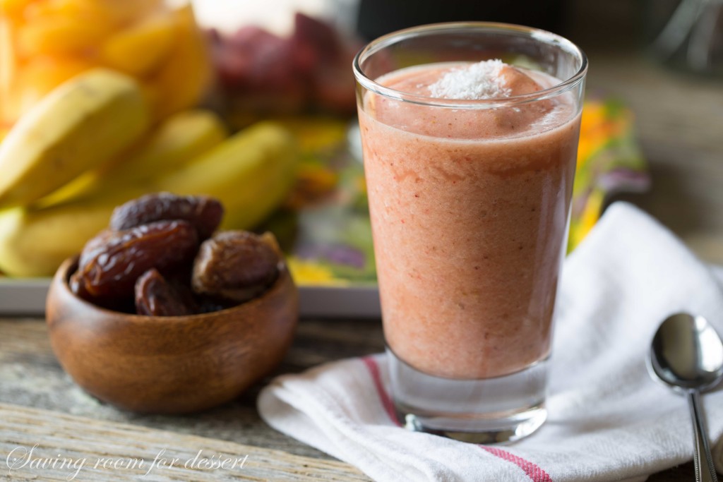 Strawberry banana Peach-Smoothie from Saving room for Dessert