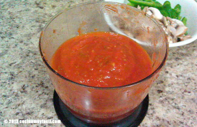 Salsa de tomate o jitomate triturado