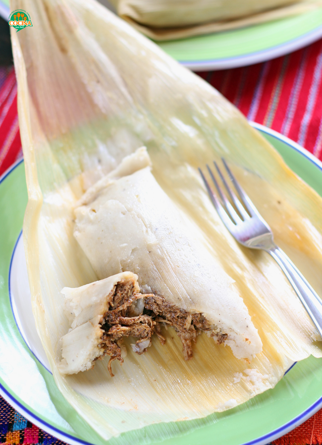 Tamales de mole. Receta mexicana | cocinamuyfacil.com