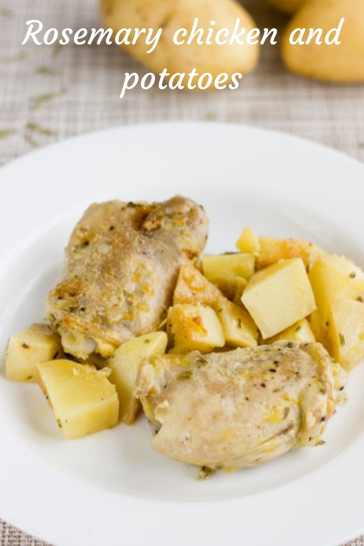 Rosemary chicken and potatoes | cocinamuyfacil.com