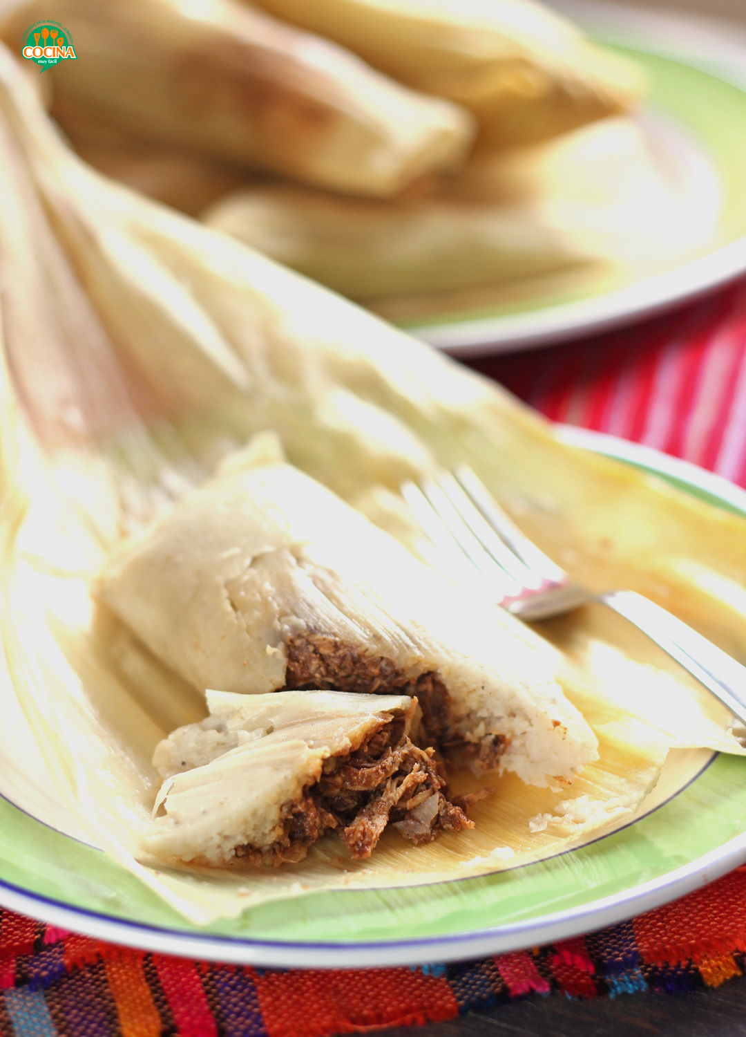 Tamales de mole con pollo. Receta | Cocina Muy Facil